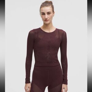 Lululemon RevealKnit Floral Long Sleeve Goodnight Plum, M, NWT